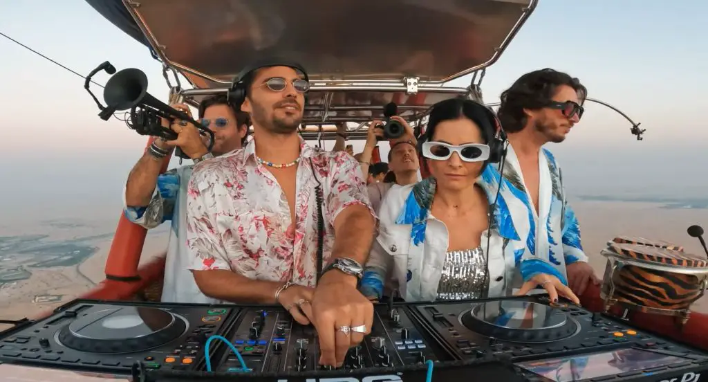MRGOODALF & ARKADYAN Deliver an Unforgettable B2B Live Set in a Hot Air Balloon