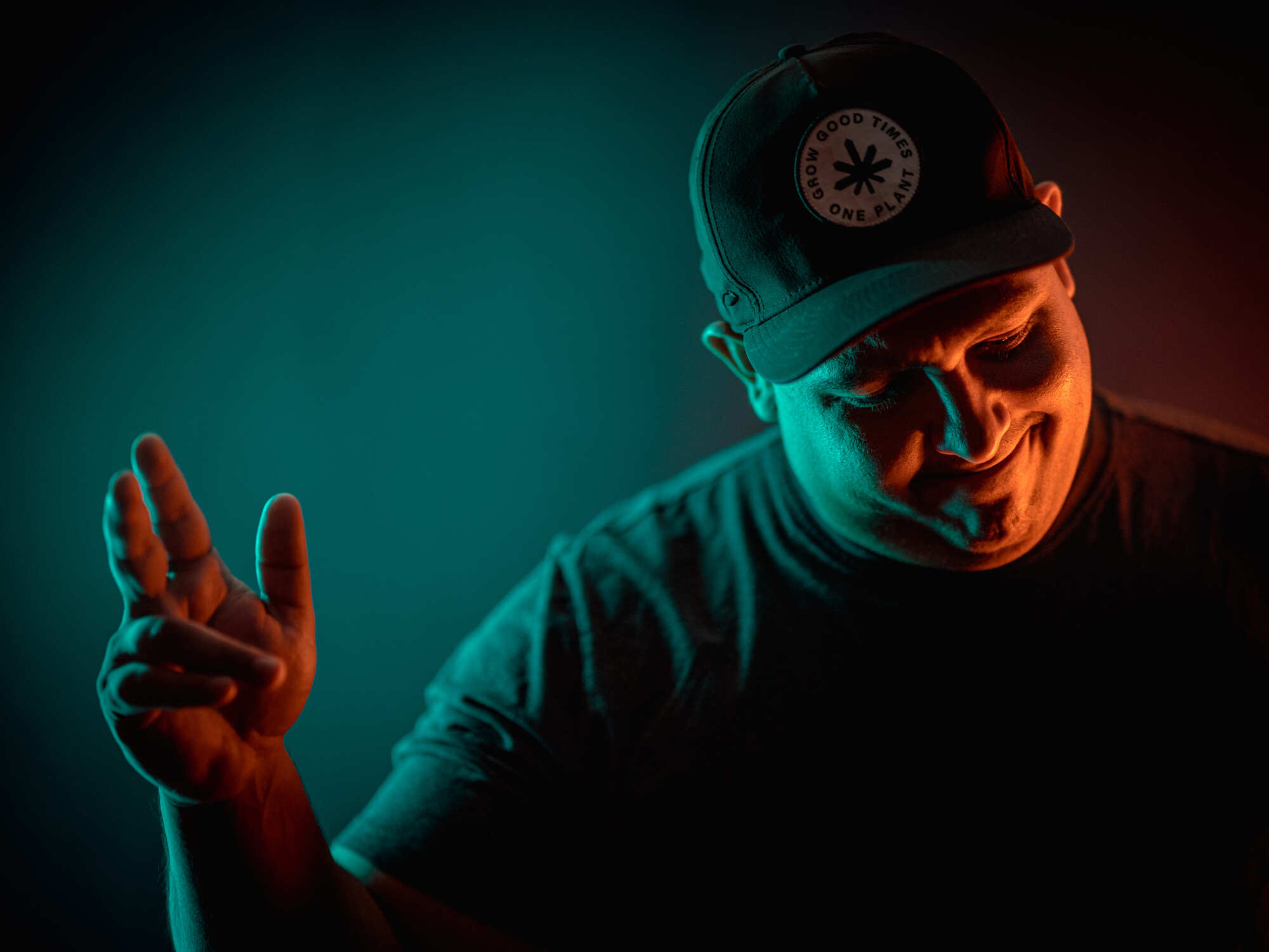 Hotboxx Merges His Original Sound with UNKWNET’s in Their Newest Single, ‘Tella Go’
