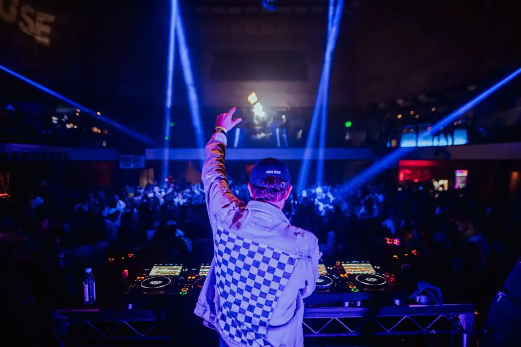 Exclusive Interview: Roy LaCroix on Reviving 90s Classics with Modern Energy