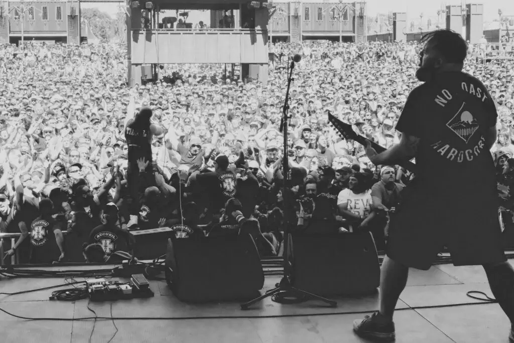 Put Your Phone Away! How to Properly Film a Concert with a Camera